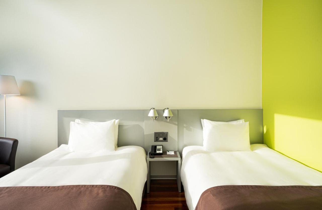 Standard Twin Room,1324132642:JPEG